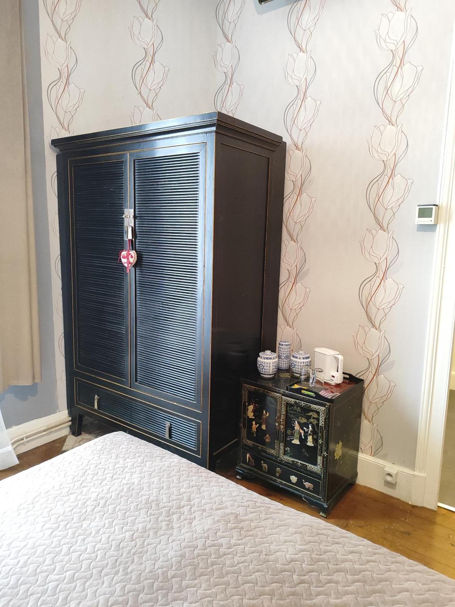 L'Entree Chambres D'Hotes Bar & Restaurant Castillonnès エクステリア 写真